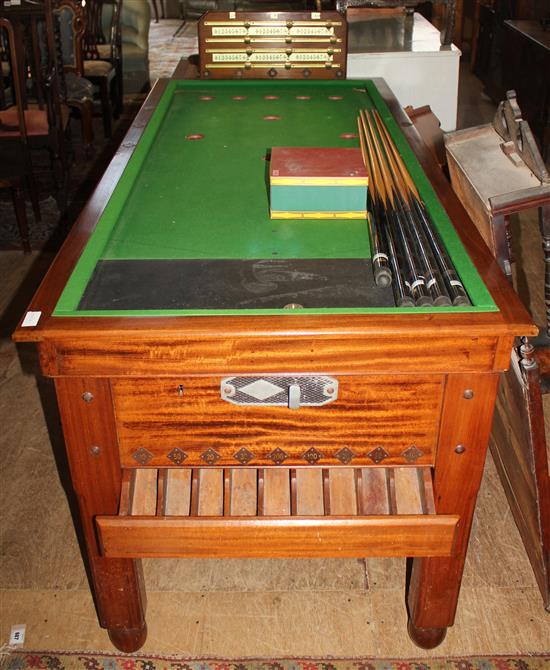 1950s mahogany framed Sussex bar billiards table, together with cues, balls and scoreboards